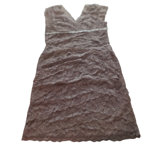 Blu Sage Taupe Lace Overlay Floral Sleeveless Double V Midi Slip Dress Sz 14P - Picture 5 of 8